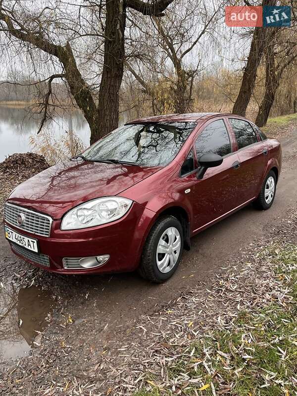 Седан Fiat Linea 2009 в Смілі