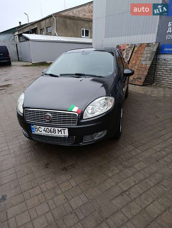 Седан Fiat Linea 2009 в Хмельнике