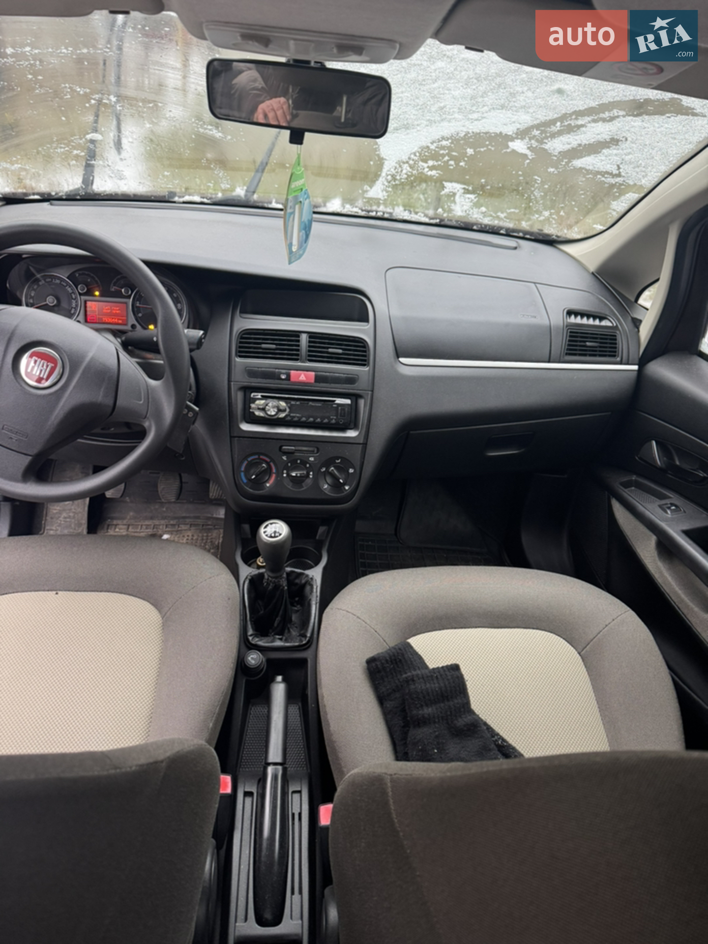 2011 Fiat Linea - мініатюра 28