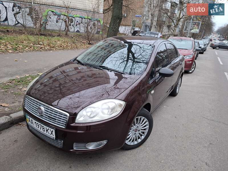 Седан Fiat Linea 2012 в Киеве