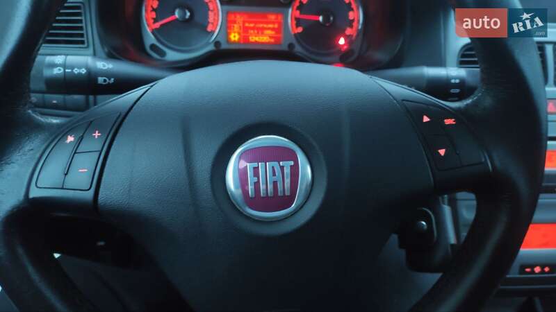 Седан Fiat Linea 2009 в Харькове