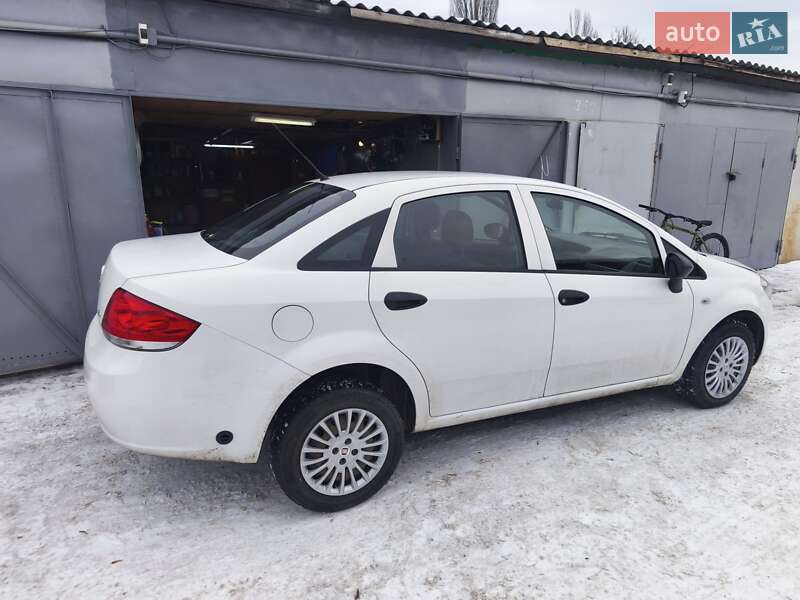 Седан Fiat Linea 2012 в Киеве