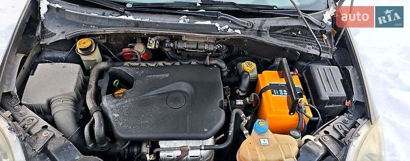 Седан Fiat Linea 2010 в Днепре фото 9 Седан Fiat Linea 2010 в Днепре