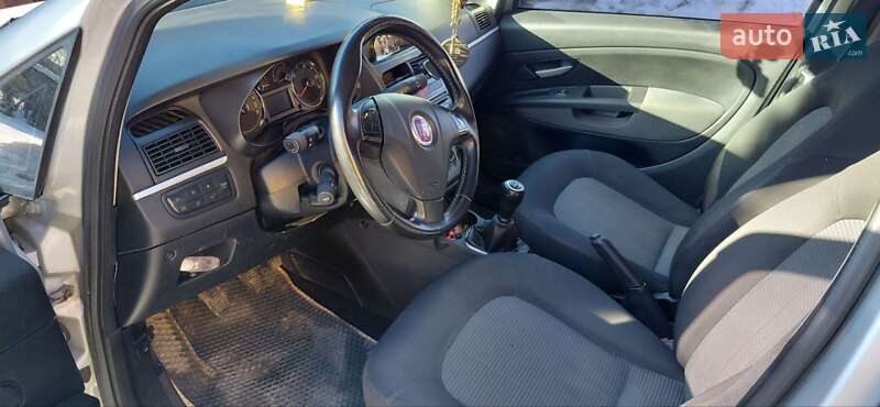 Седан Fiat Linea 2007 в Рогатині