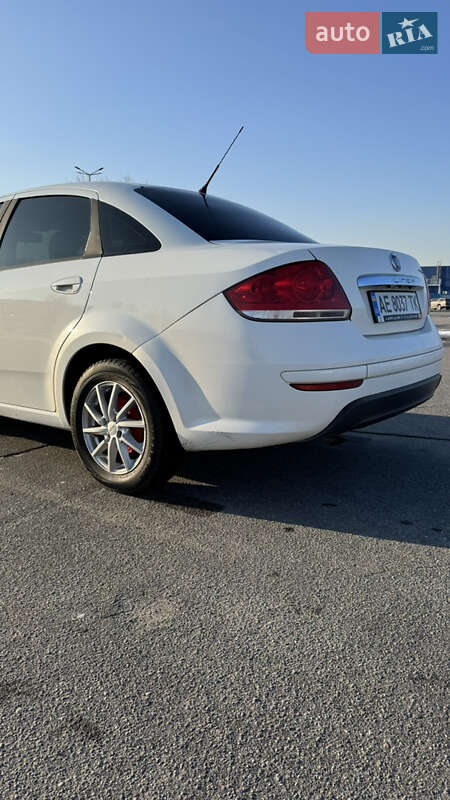 Седан Fiat Linea 2013 в Дніпрі фото 25 Седан Fiat Linea 2013 в Дніпрі