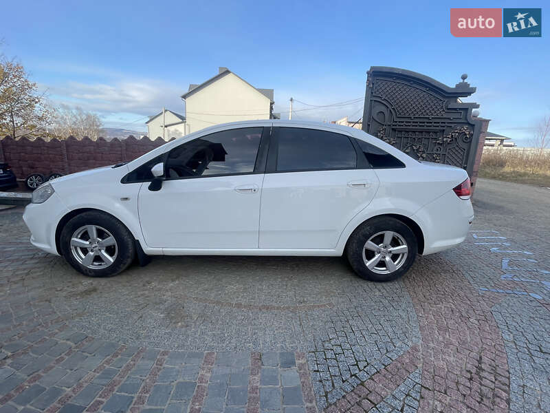 Седан Fiat Linea 2013 в Чернівцях фото 3 Седан Fiat Linea 2013 в Чернівцях