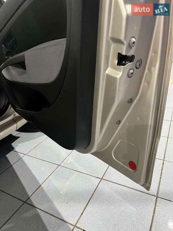 Седан Fiat Linea 2013 в Прилуках