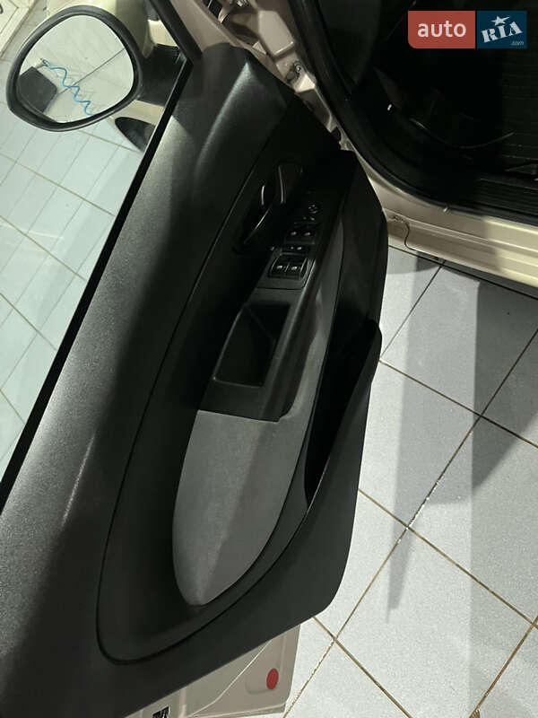 Седан Fiat Linea 2013 в Прилуках