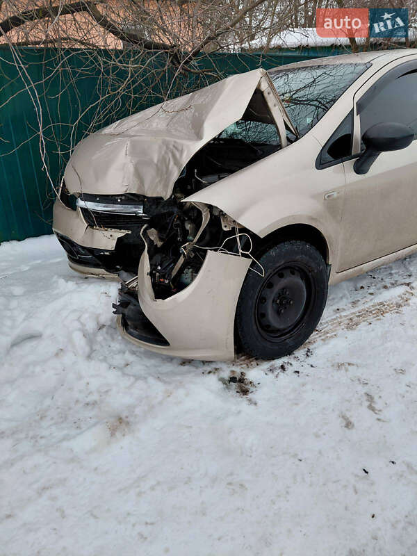 Седан Fiat Linea 2013 в Кагарлыке