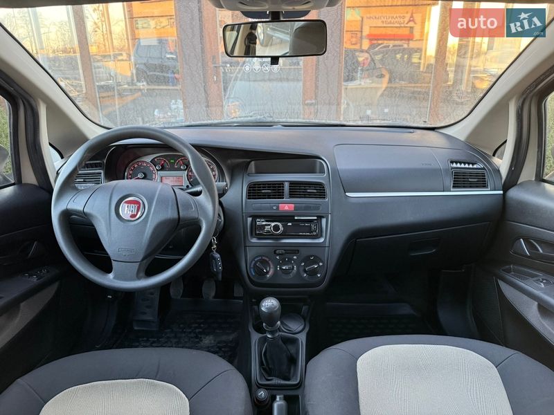 Седан Fiat Linea 2012 в Харькове фото 28 Седан Fiat Linea 2012 в Харькове