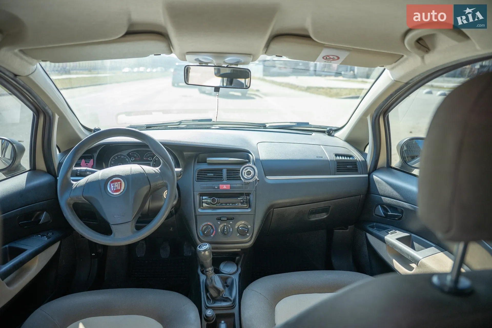 2010 Fiat Linea - мініатюра 17