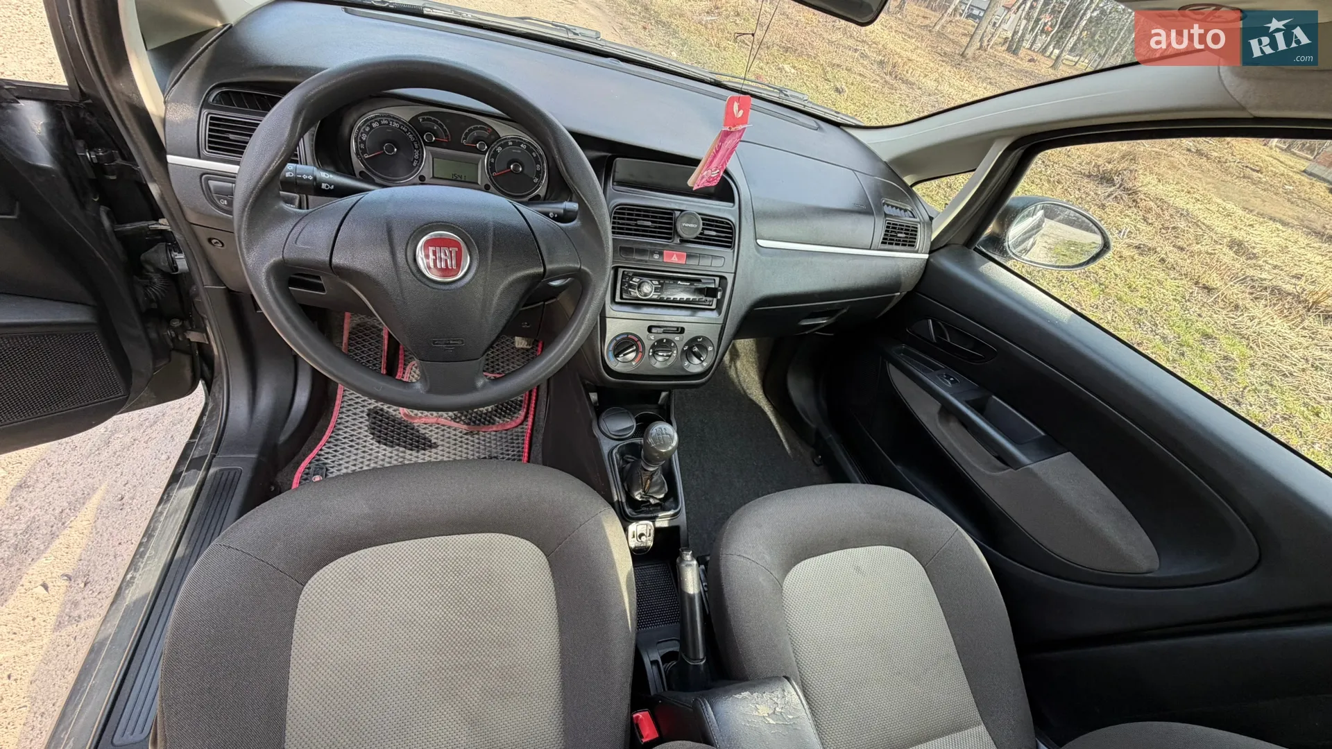 2011 Fiat Linea - мініатюра 11
