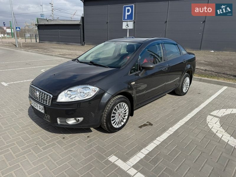 Седан Fiat Linea 2010 в Кропивницком фото Седан Fiat Linea 2010 в Кропивницком