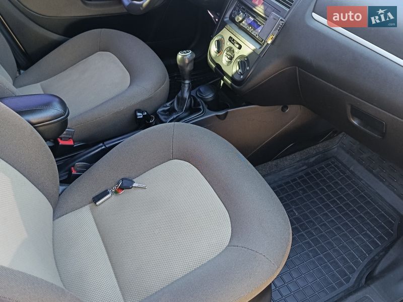 Седан Fiat Linea 2011 в Золотоноше фото 8 Седан Fiat Linea 2011 в Золотоноше