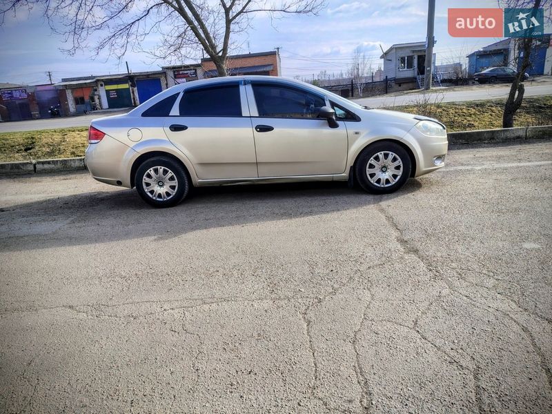 Седан Fiat Linea 2010 в Кропивницком фото 2 Седан Fiat Linea 2010 в Кропивницком