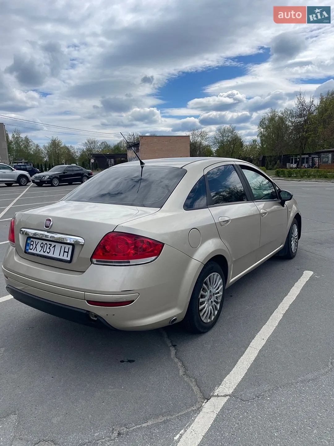 2015 Fiat Linea - мініатюра 2