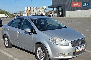 Седан Fiat Linea 2010 в Ирпене
