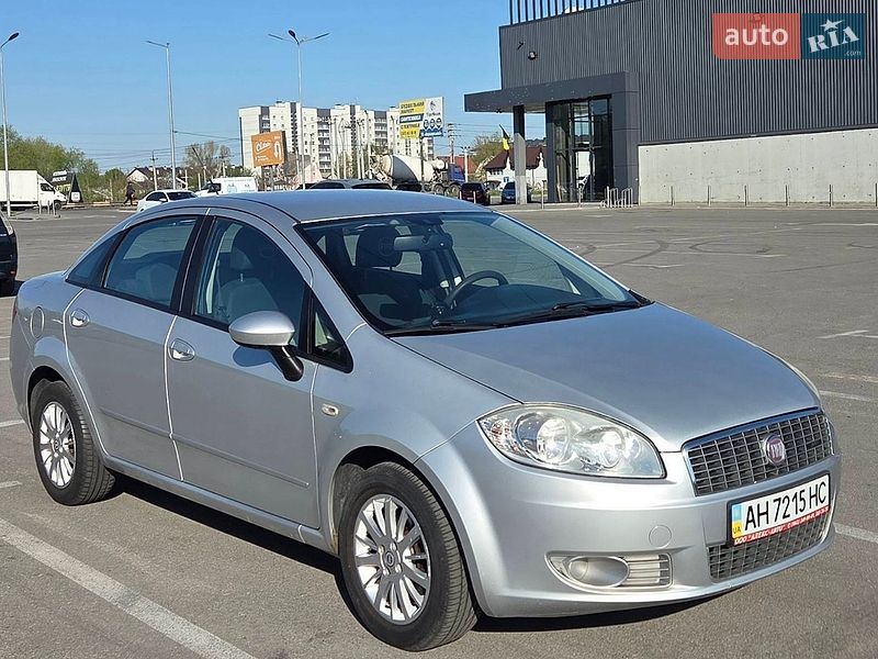 2010 Fiat Linea, VIN ZFA32300003102197:plate — фото 1 (autoria)
