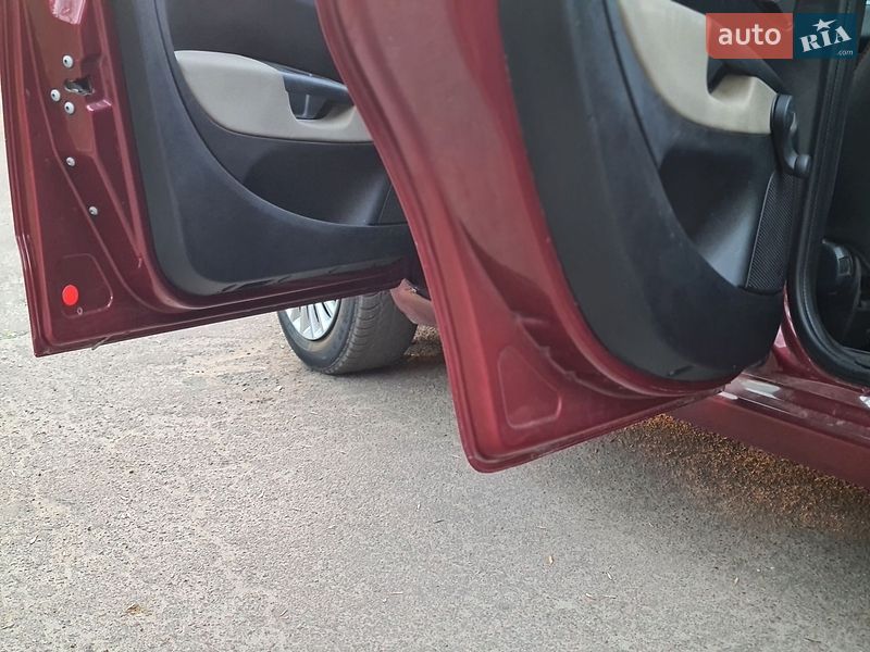 Седан Fiat Linea 2010 в Житомире