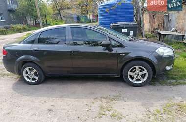 Седан Fiat Linea 2013 в Апостолово