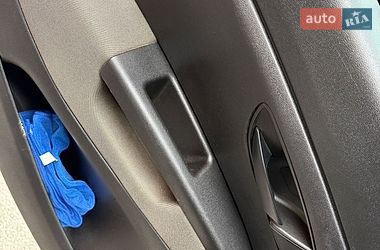 Седан Fiat Linea 2012 в Ладыжине