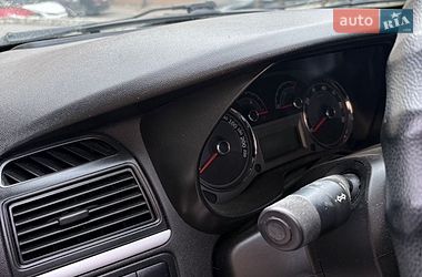 Седан Fiat Linea 2012 в Ладыжине