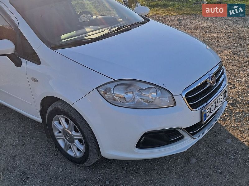 Седан Fiat Linea 2013 в Турці