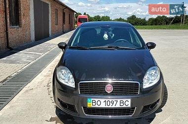 Седан Fiat Linea 2007 в Скалате