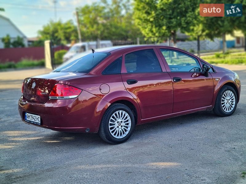 Седан Fiat Linea 2010 в Житомире