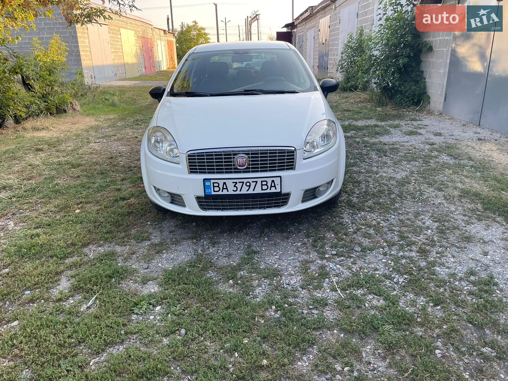 2012 Fiat Linea - мініатюра 11