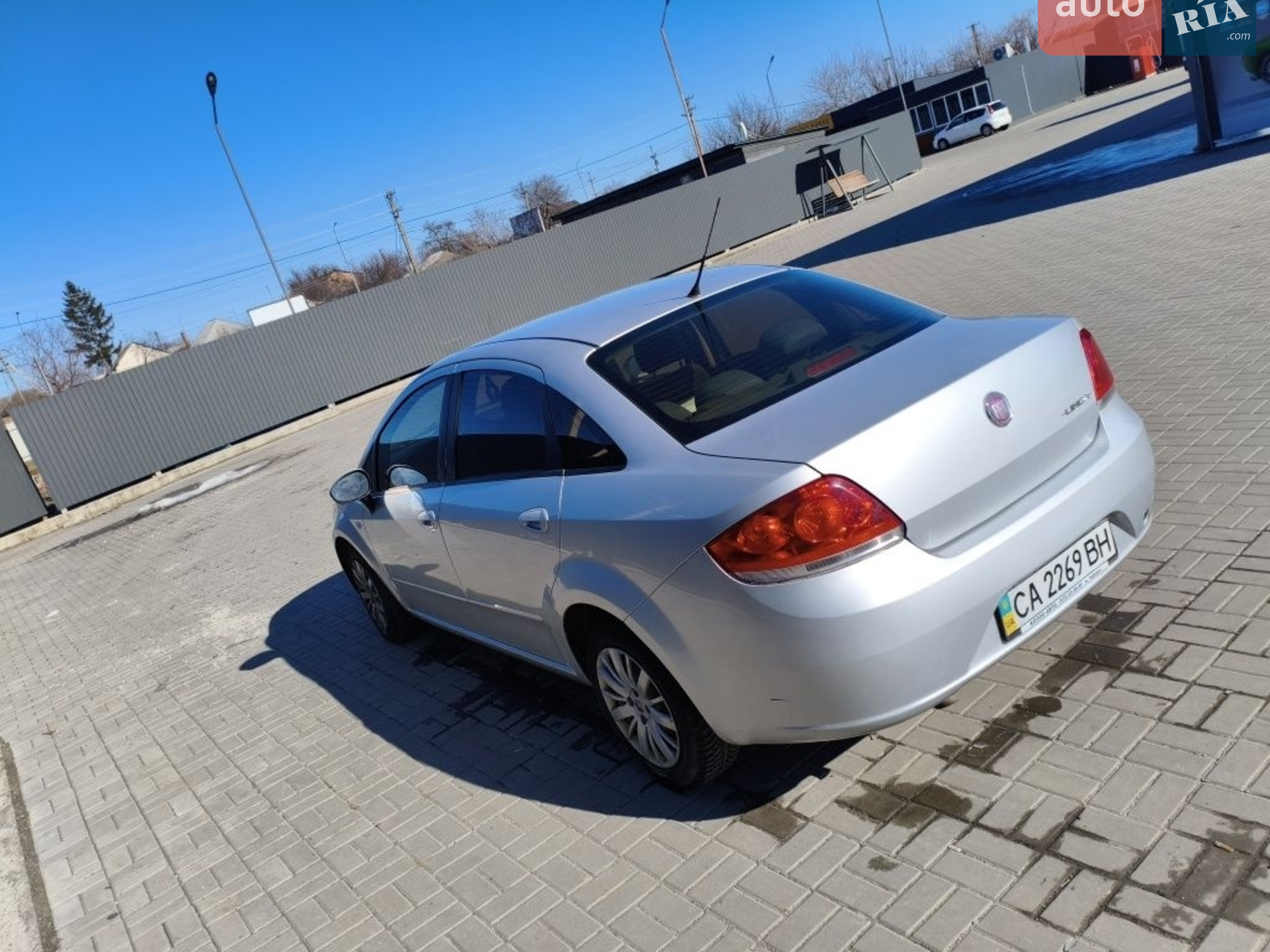 2012 Fiat Linea - мініатюра 2