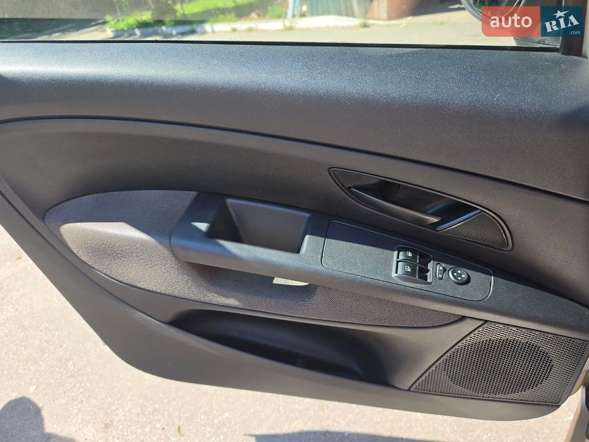 2012 Fiat Linea - мініатюра 12