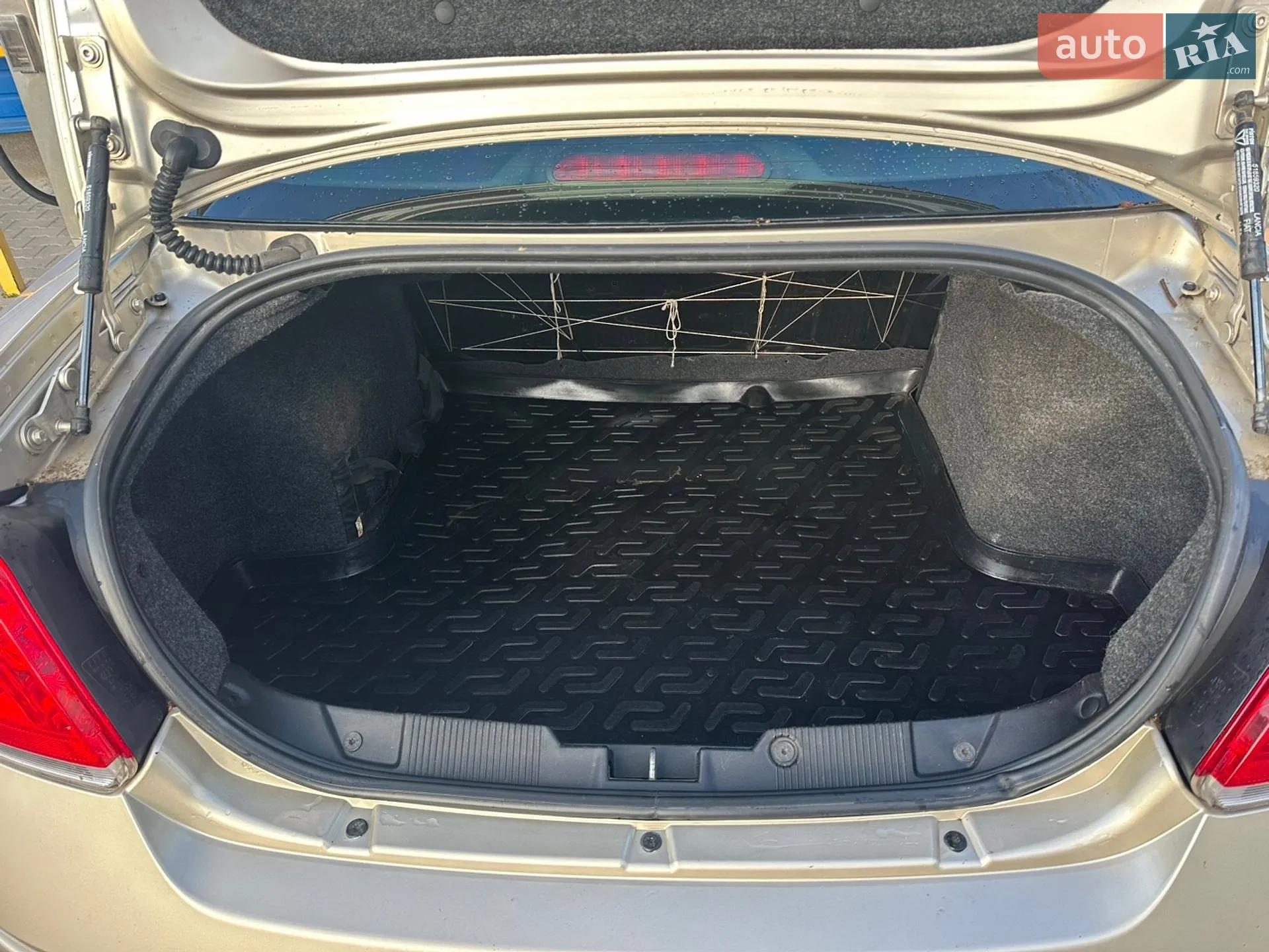 2013 Fiat Linea - мініатюра 29