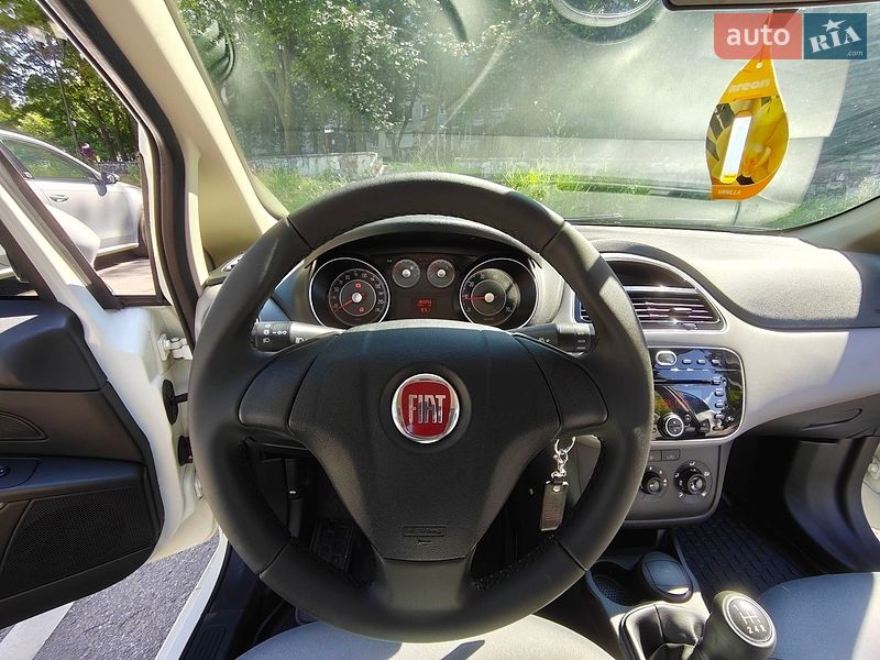 Седан Fiat Linea 2013 в Кривому Розі
