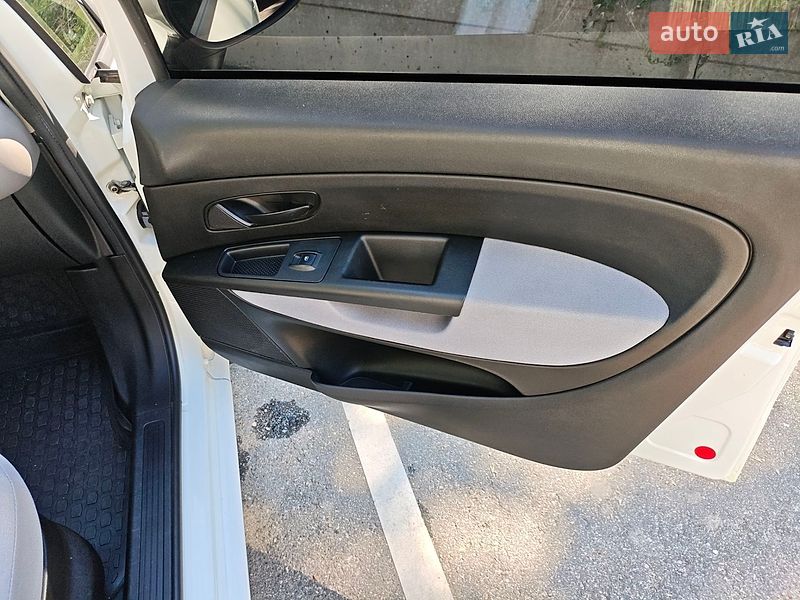 Седан Fiat Linea 2013 в Кривому Розі