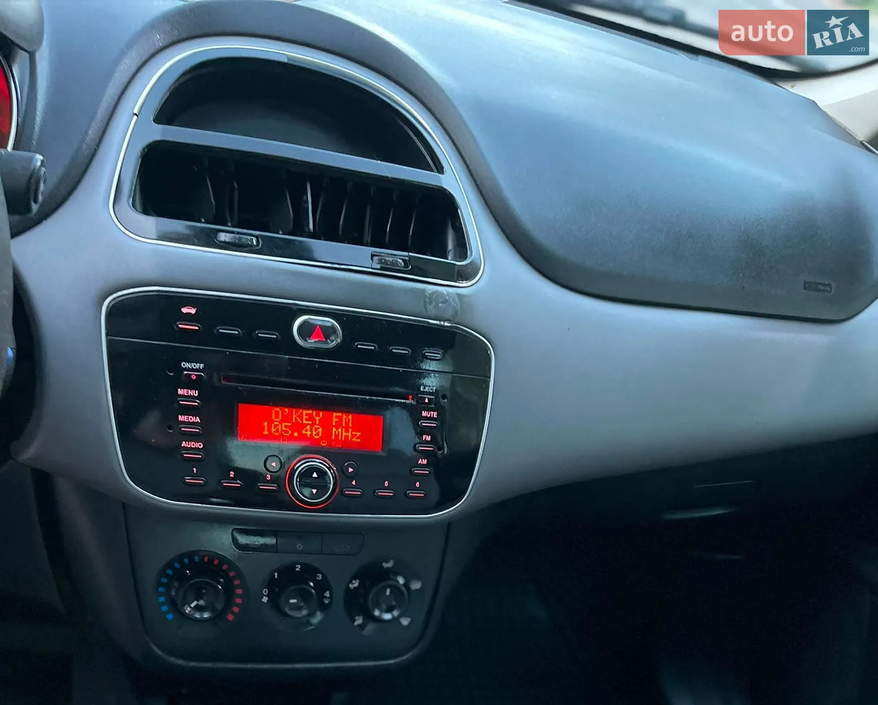 2015 Fiat Linea - мініатюра 9