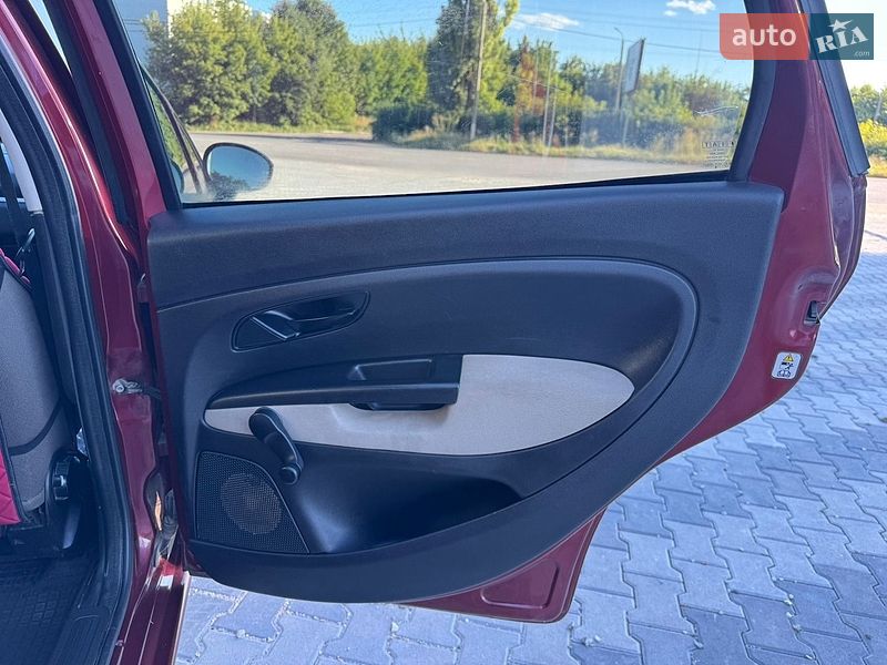 Седан Fiat Linea 2008 в Хмельницком