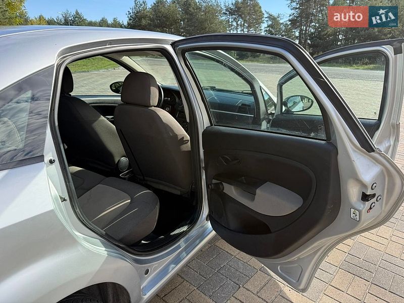 Седан Fiat Linea 2011 в Судовой Вишне