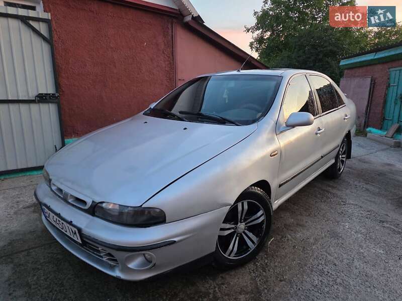 Седан Fiat Marea 2000 в Ровно