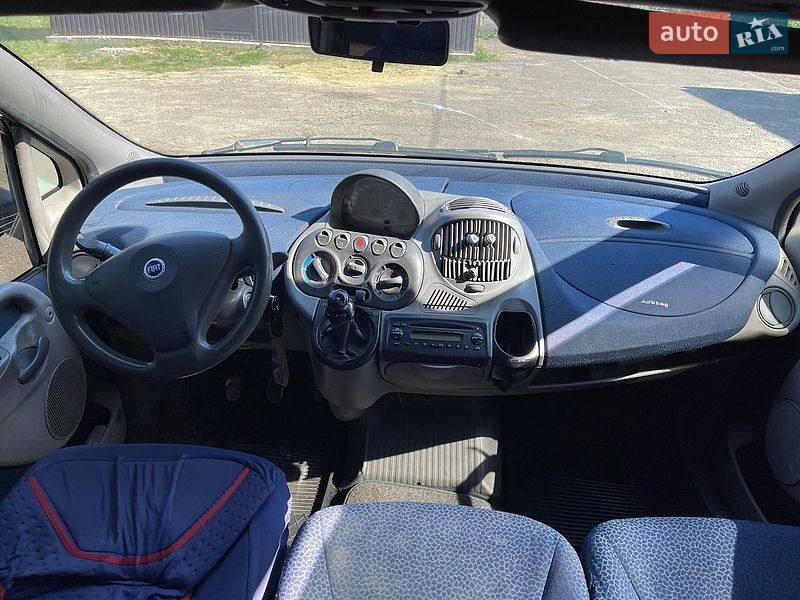 Микровэн Fiat Multipla 2004 в Черновцах