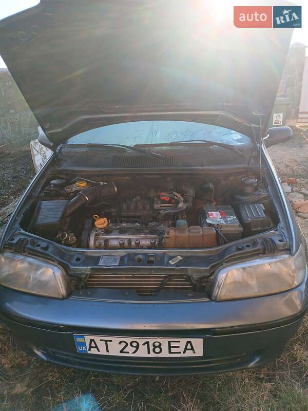 Хэтчбек Fiat Palio 2004 в Ивано-Франковске