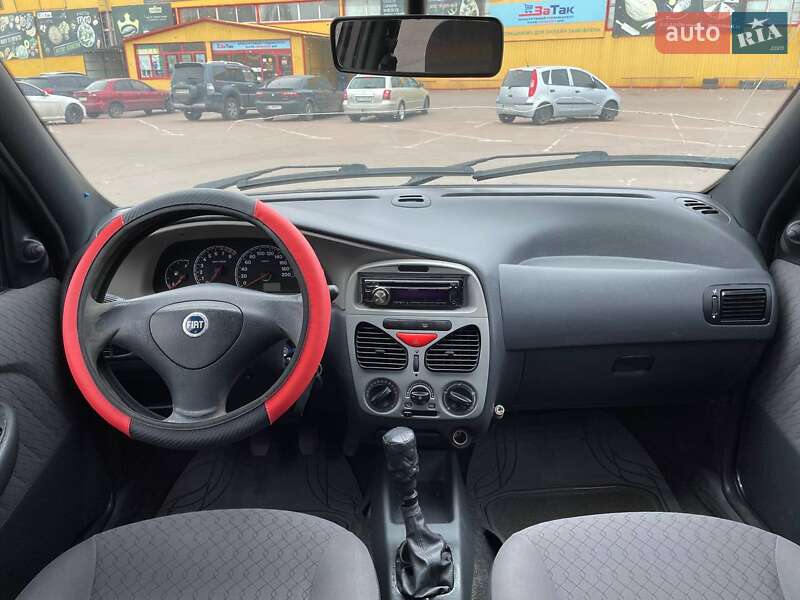 Хэтчбек Fiat Palio 2003 в Житомире