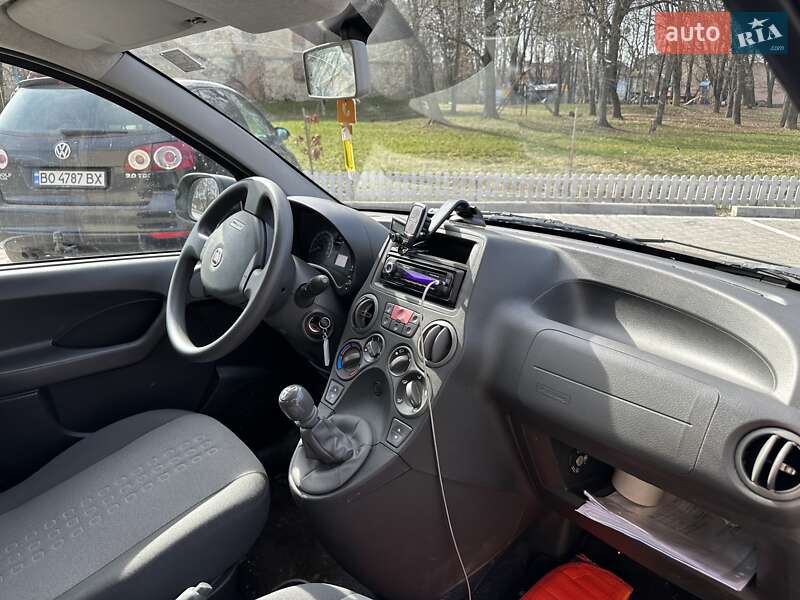 Хэтчбек Fiat Panda 2012 в Бережанах