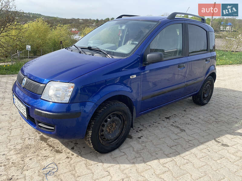 Хетчбек Fiat Panda 2005 в Чернівцях