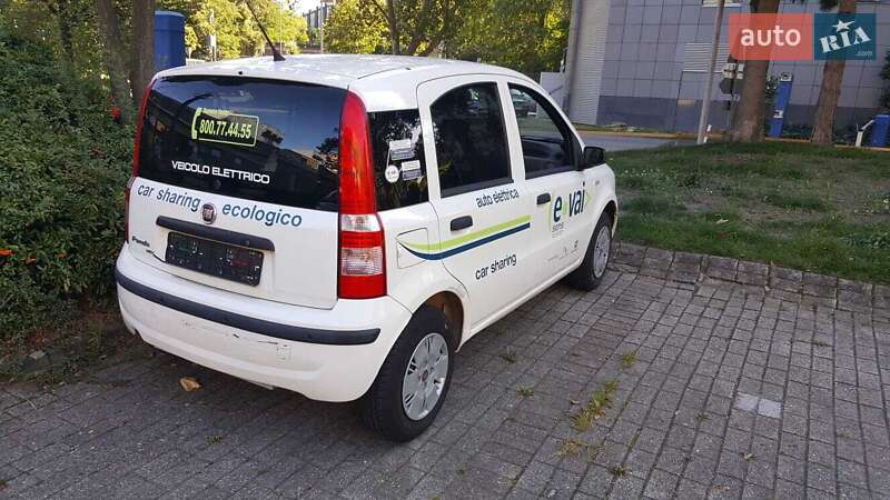 Хэтчбек Fiat Panda 2012 в Киеве фото 3 Хэтчбек Fiat Panda 2012 в Киеве