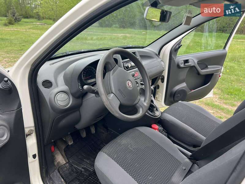 Хэтчбек Fiat Panda 2011 в Ивано-Франковске