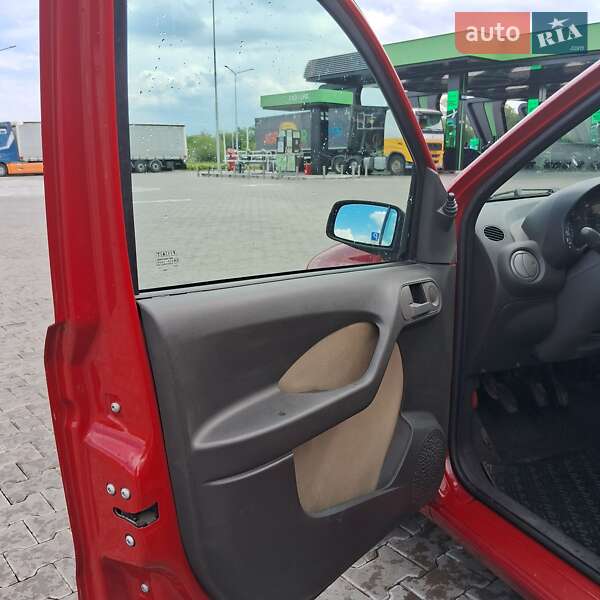 Хэтчбек Fiat Panda 2008 в Стрые фото 10 Хэтчбек Fiat Panda 2008 в Стрые