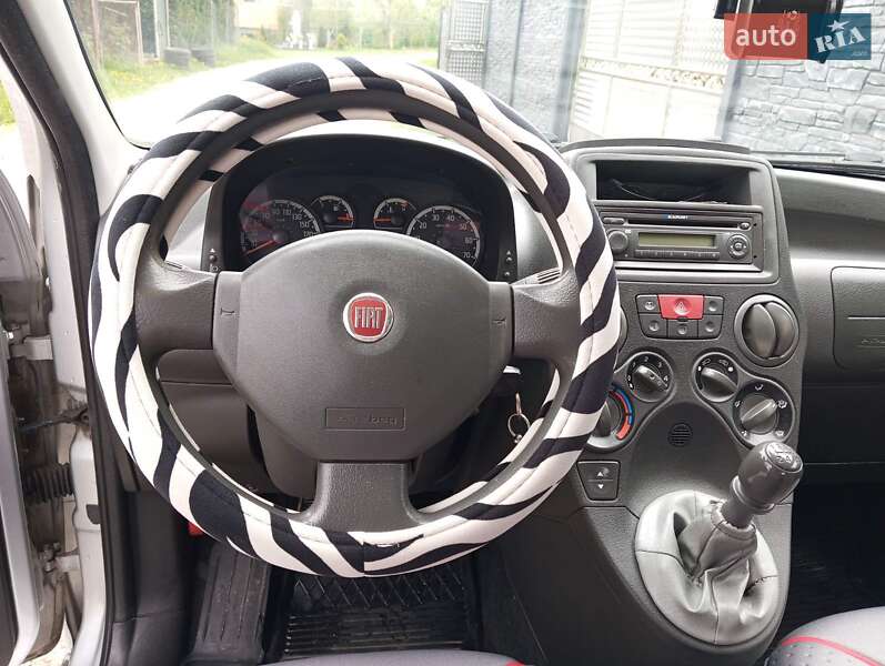 Хэтчбек Fiat Panda 2011 в Тернополе