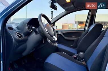 Хэтчбек Fiat Panda 2010 в 