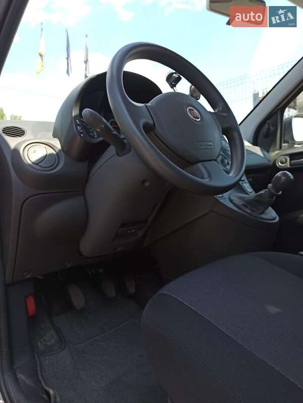 Хетчбек Fiat Panda 2011 в Львові